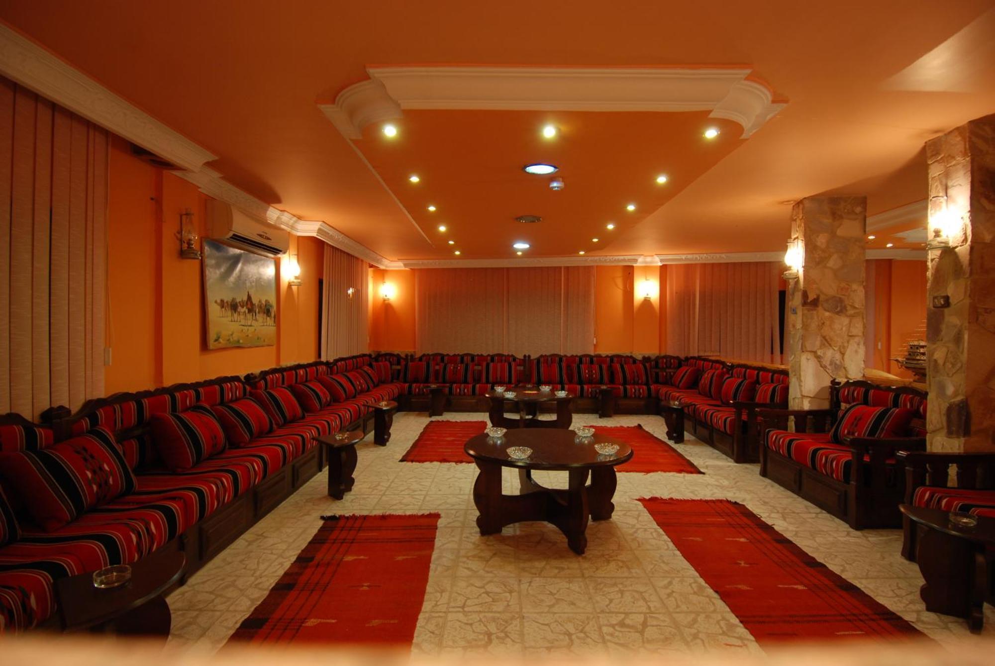 Al Rashid Hotel Wadi Musa Exterior photo