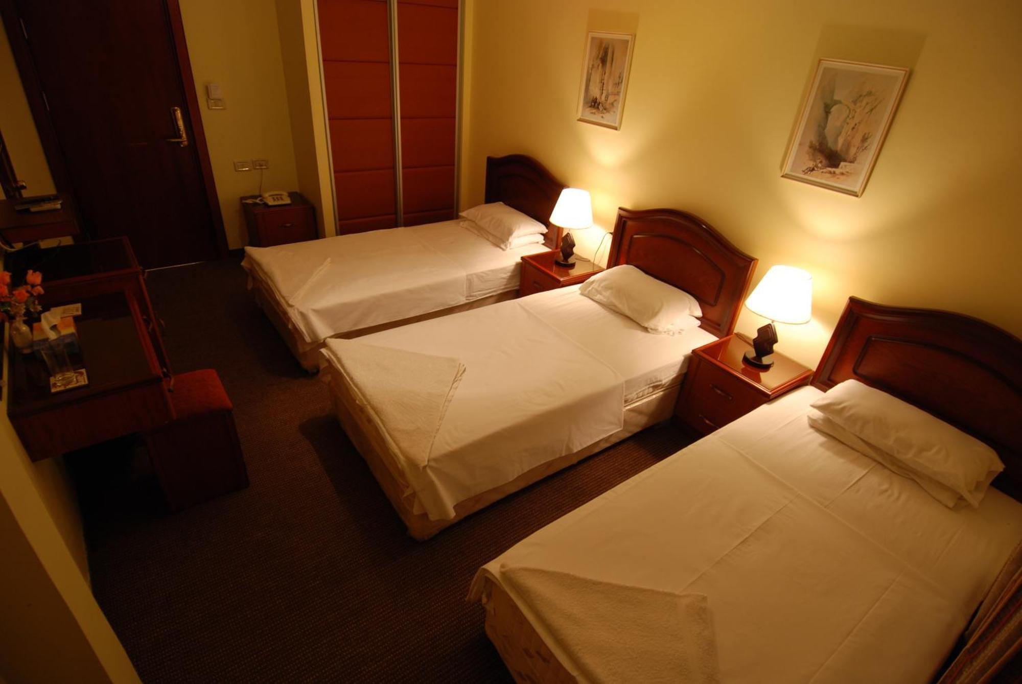 Al Rashid Hotel Wadi Musa Exterior photo