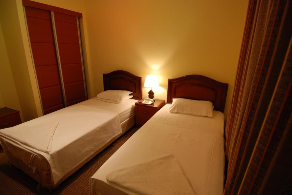 Al Rashid Hotel Wadi Musa Exterior photo